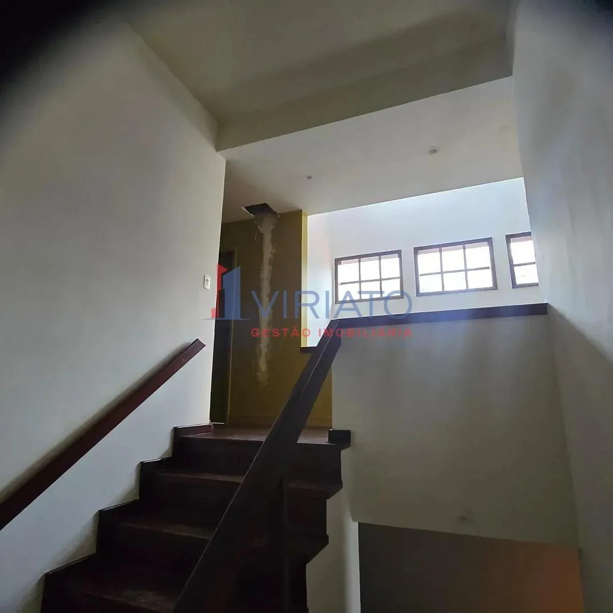 House with 4 bedrooms and a built-in balcony grill — photo 26