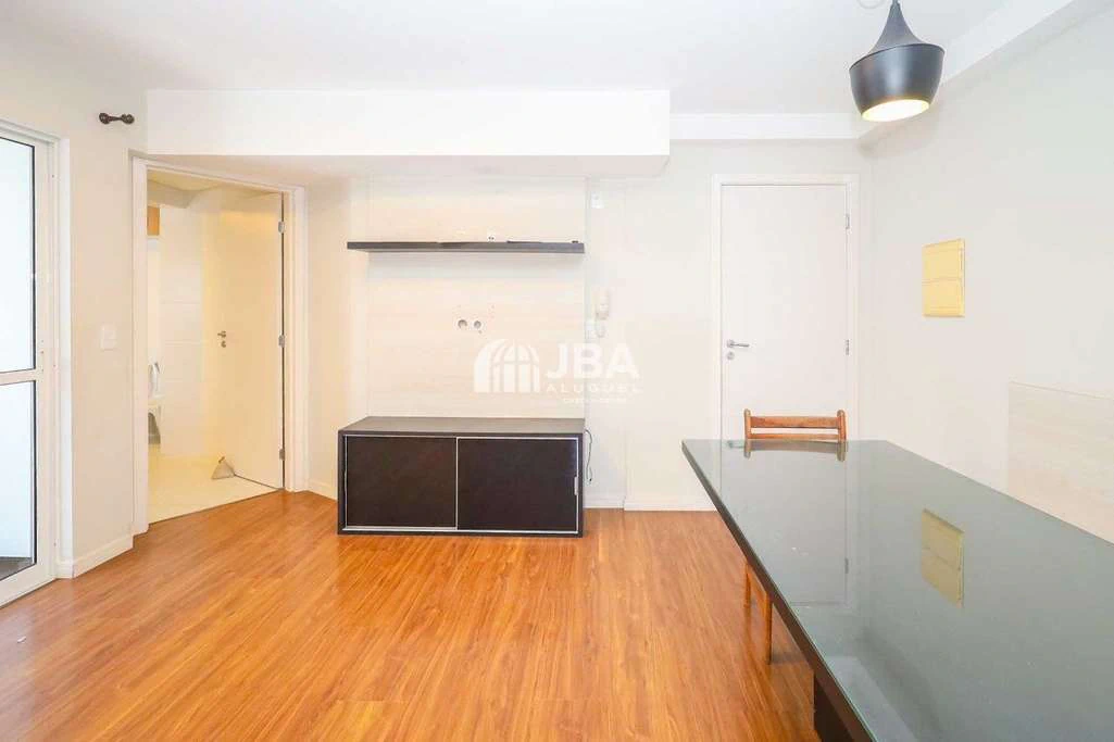 Apartamento sem mobília com cozinha aberta e 2 quartos — photo 2