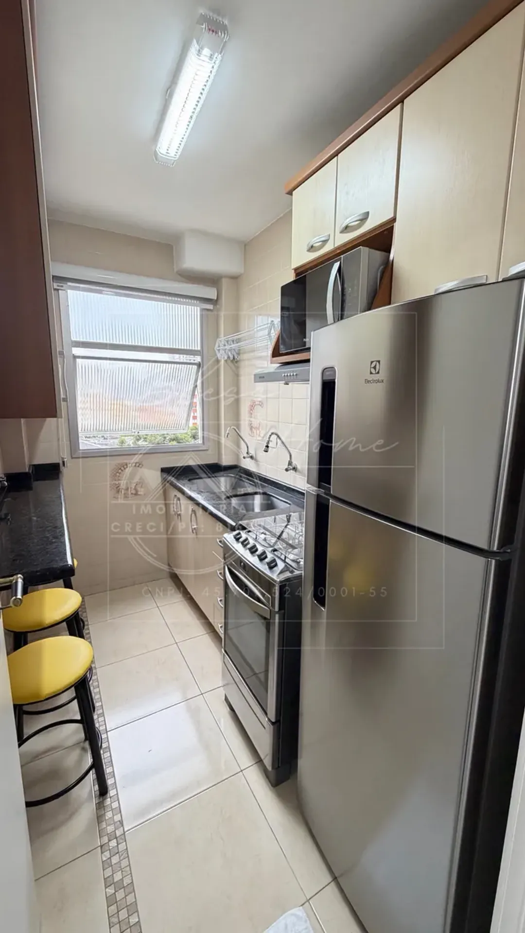 Apartamento mobiliado com armários embutidos no quarto — photo 2