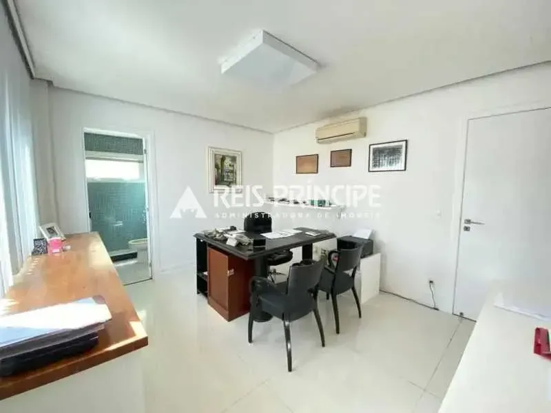 Duplex house with 5 bedrooms and a glass-enclosed balcony — photo 29