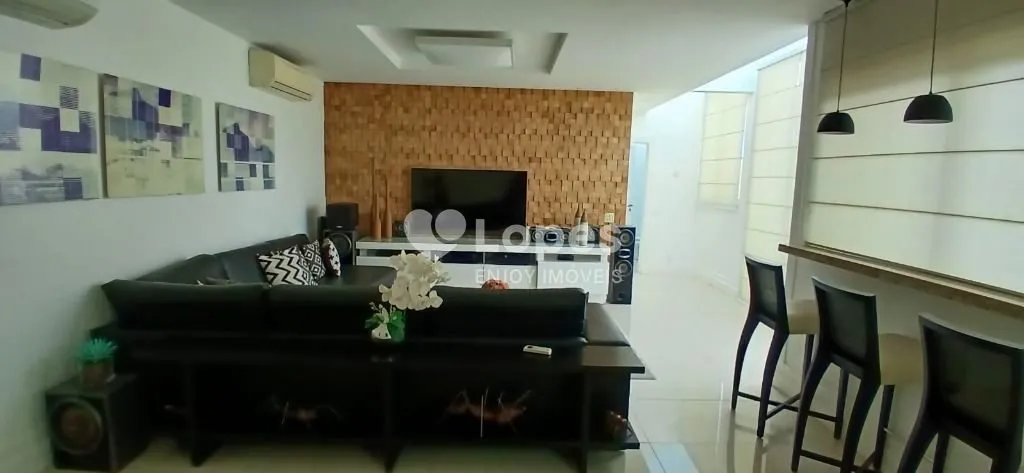390 m² apartment with a private BBQ area — photo 14