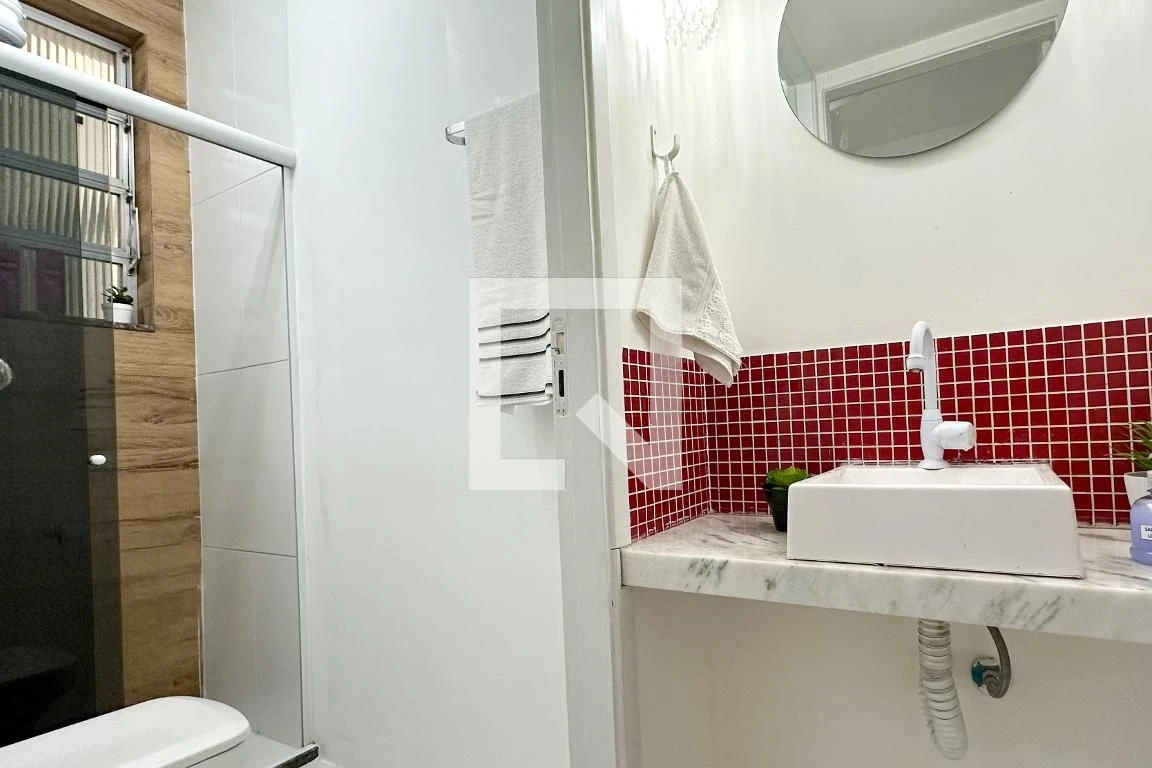 1 quarto e piso de madeira ou laminado: apartamento de 45 m² — photo 5