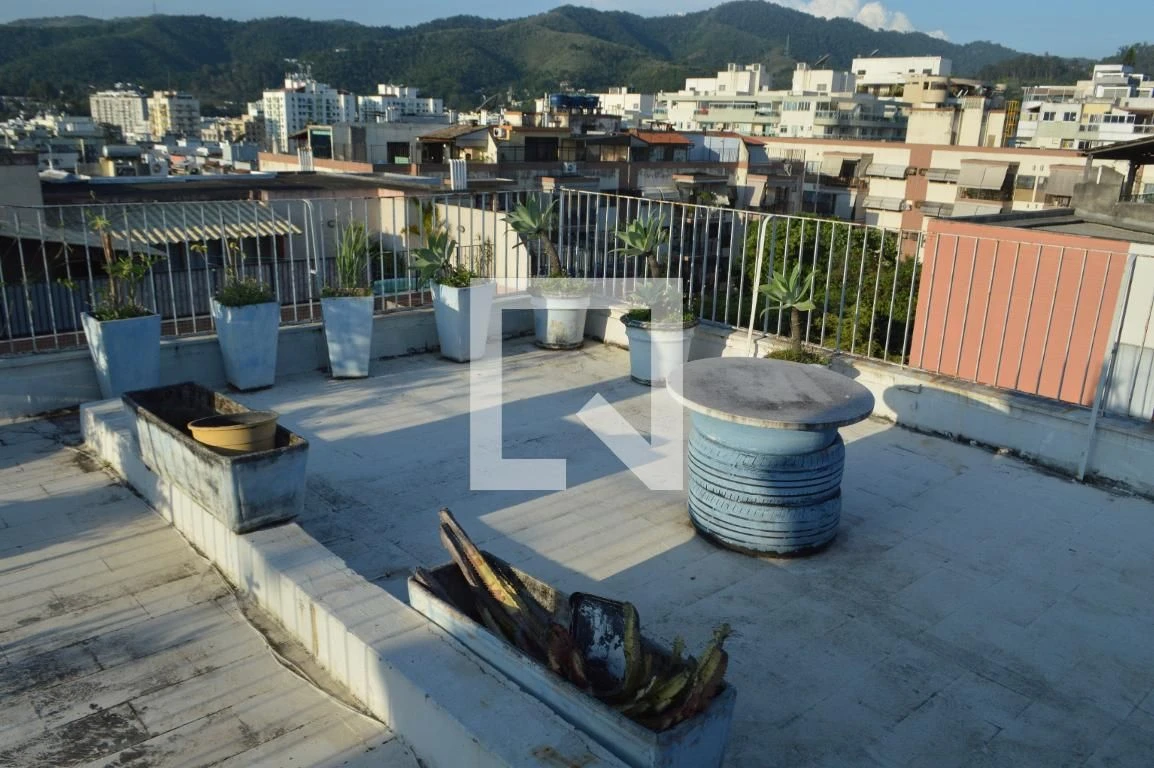 3-bedroom apartment with a bathtub — photo 45