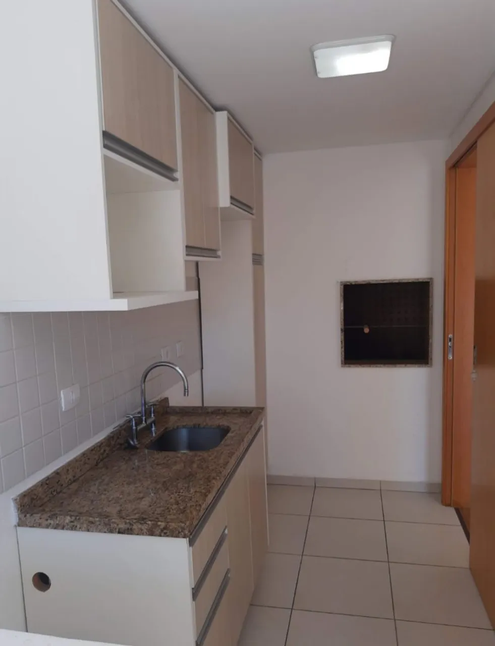 Apartment, 60 m², with wood or laminate floors — photo 2