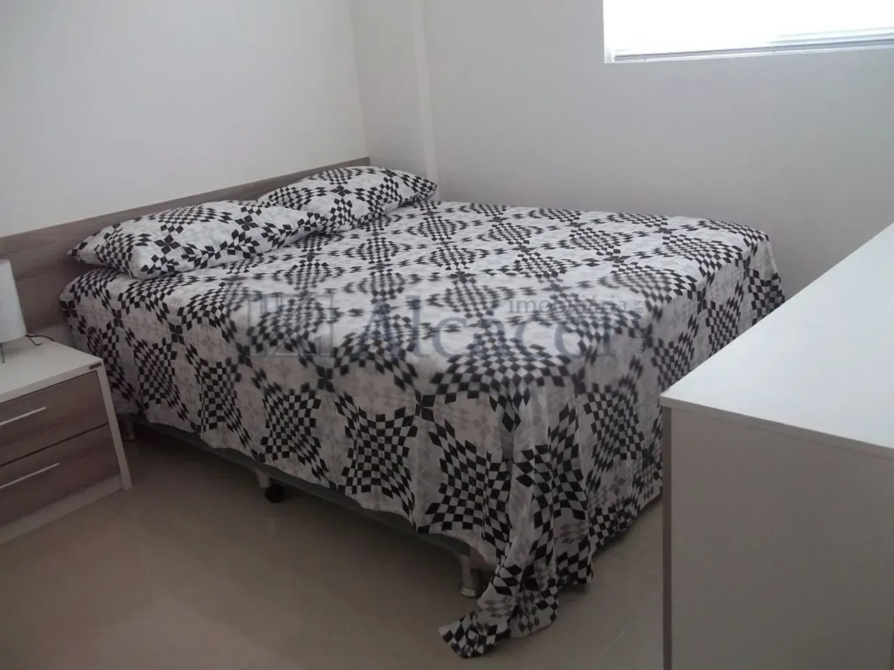 Apartamento de 1 dormitorio con oficina en casa y 1 plaza — photo 3