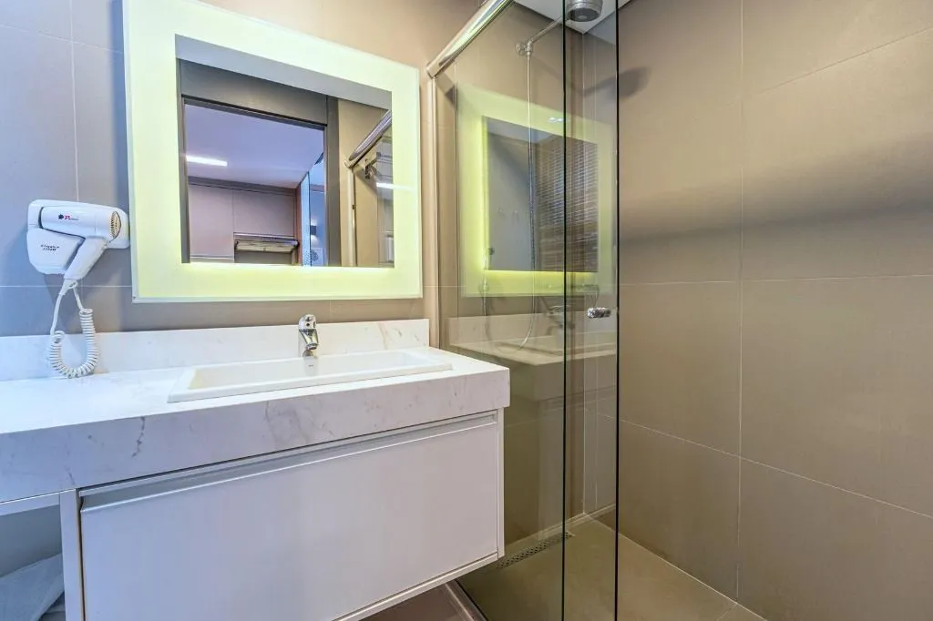 Studio mobiliado com 51 m², 1 quarto e vista da cidade — photo 12