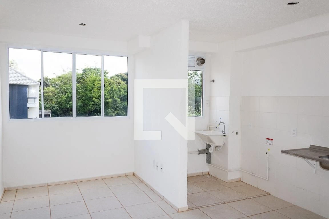 Unfurnished 2-bedroom apartment with an open-air pool — photo 30