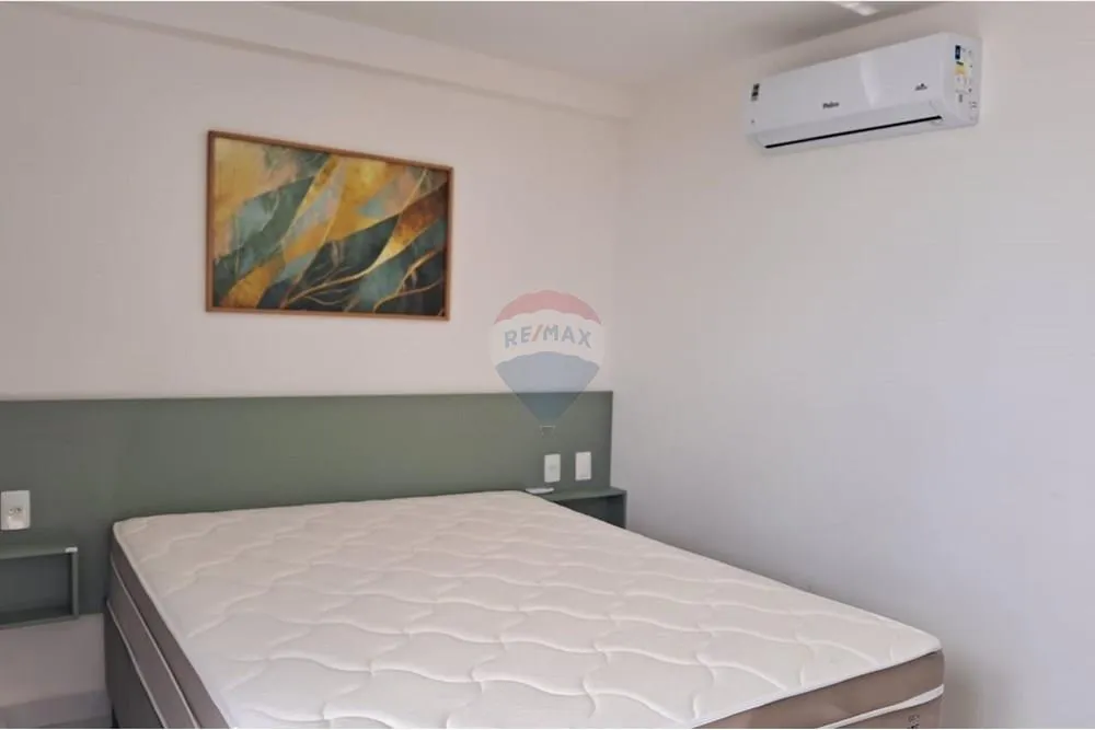 2-bedroom apartment in a building with a coworking space — photo 14