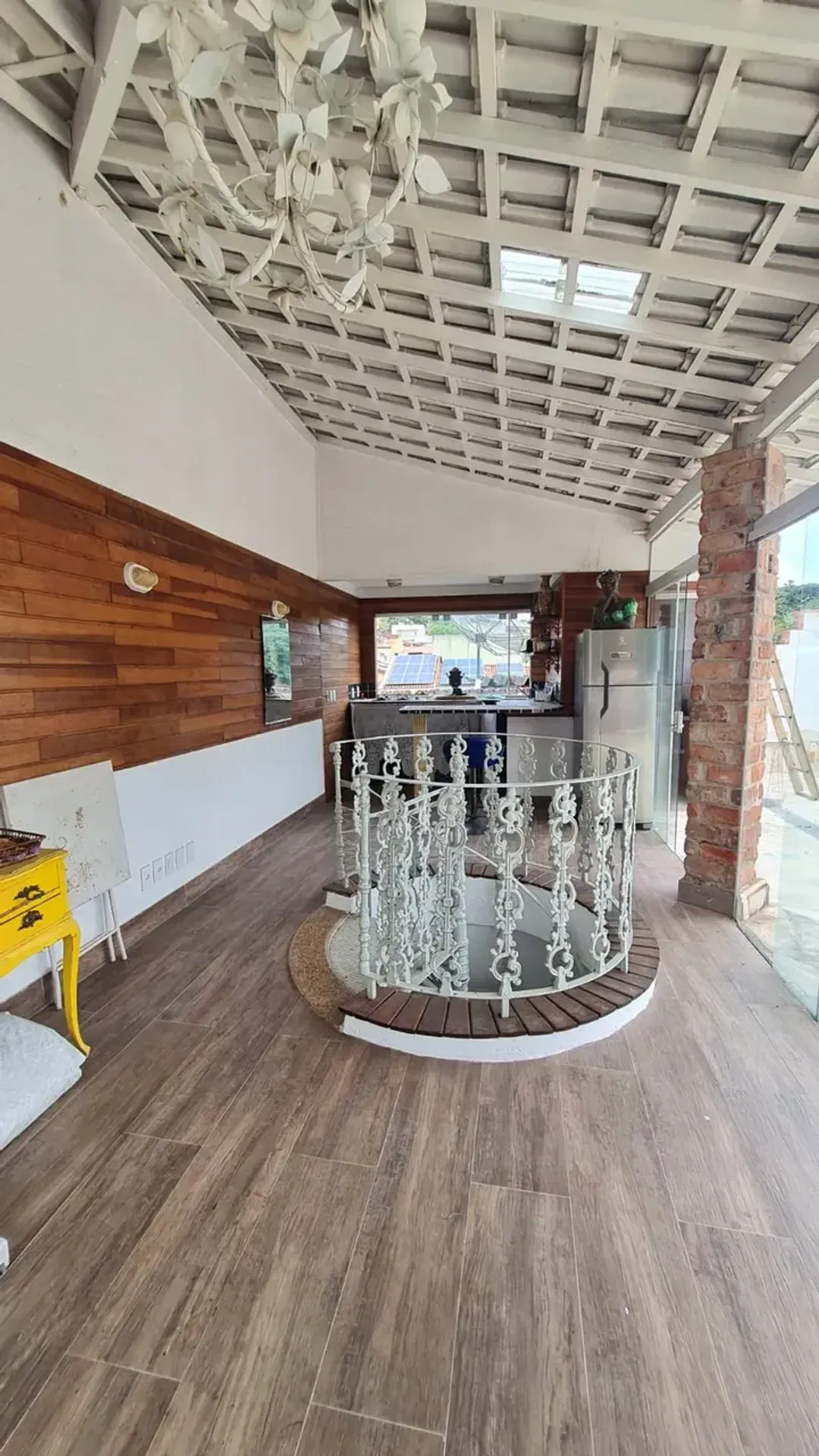 Furnished house 450 m² with 4 bedrooms and 4 bathrooms — photo 47