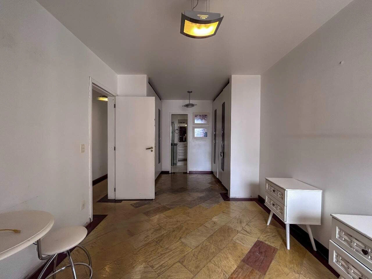 3-bedroom apartment with a home office — photo 20