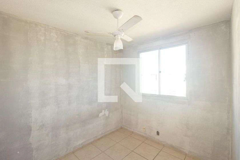 50 m² 2-bedroom apartment with balcony and parking — photo 4