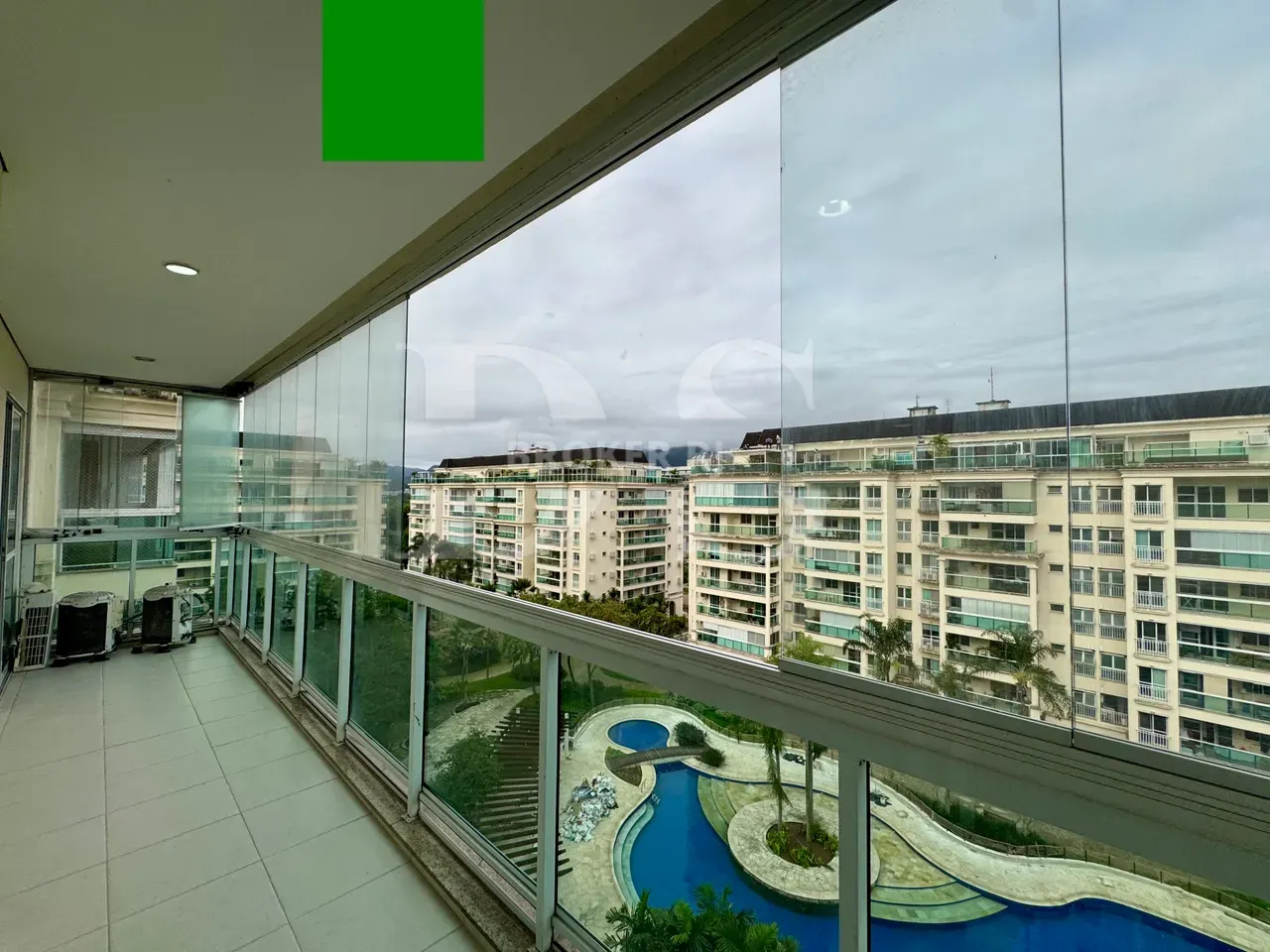 3 quartos e janelas do piso ao teto: apartamento de 203 m² — photo 21