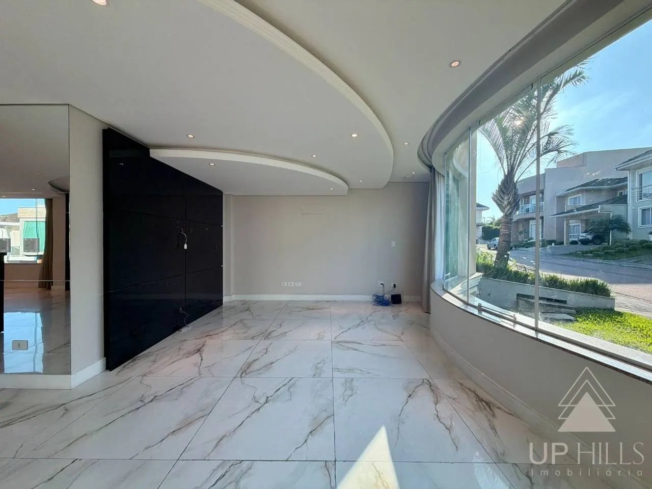 Casa com 3 suítes e cozinha aberta com fogão a gás — photo 27