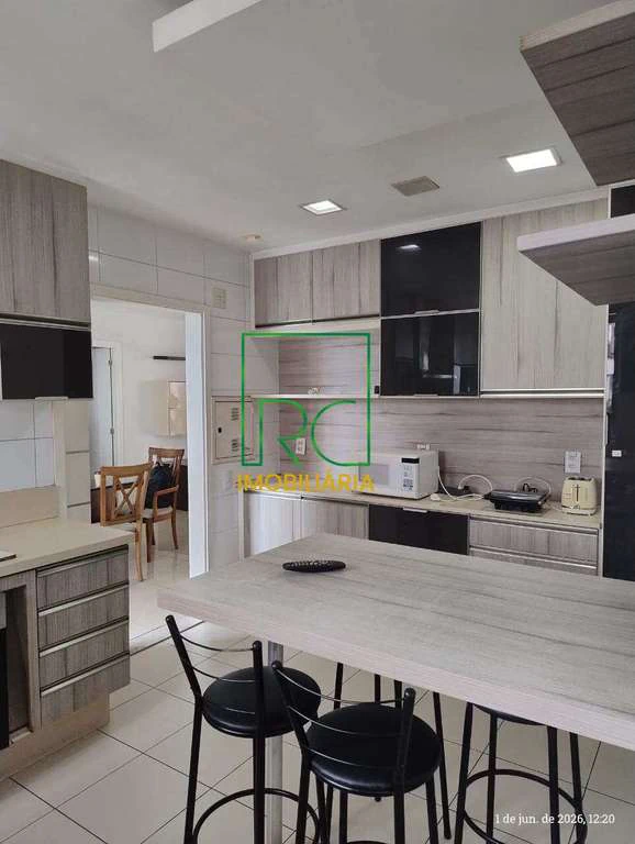 234 m² unfurnished apartment with 4 en-suite bedrooms — photo 10