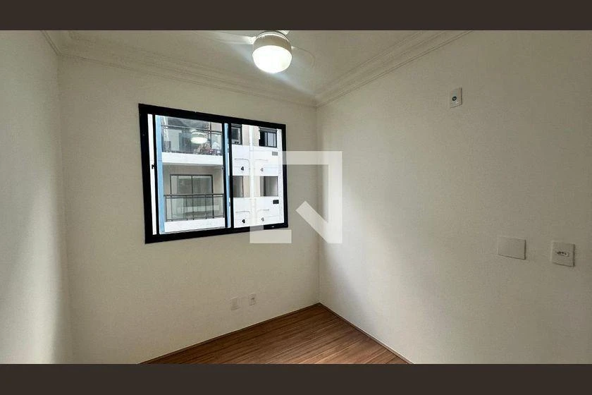 2-bedroom apartment in a building with a gym — photo 21
