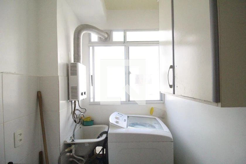 Furnished apartment, 44 m², with a washing machine — photo 3