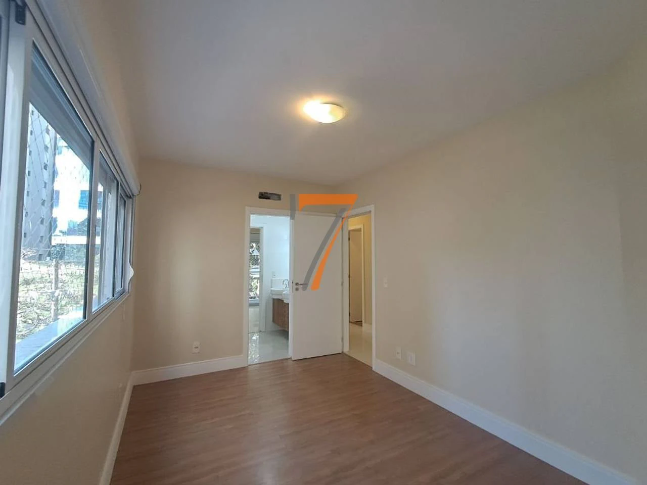 Apartamento de 4 dormitorios con 253 m² y 3 plazas — photo 13