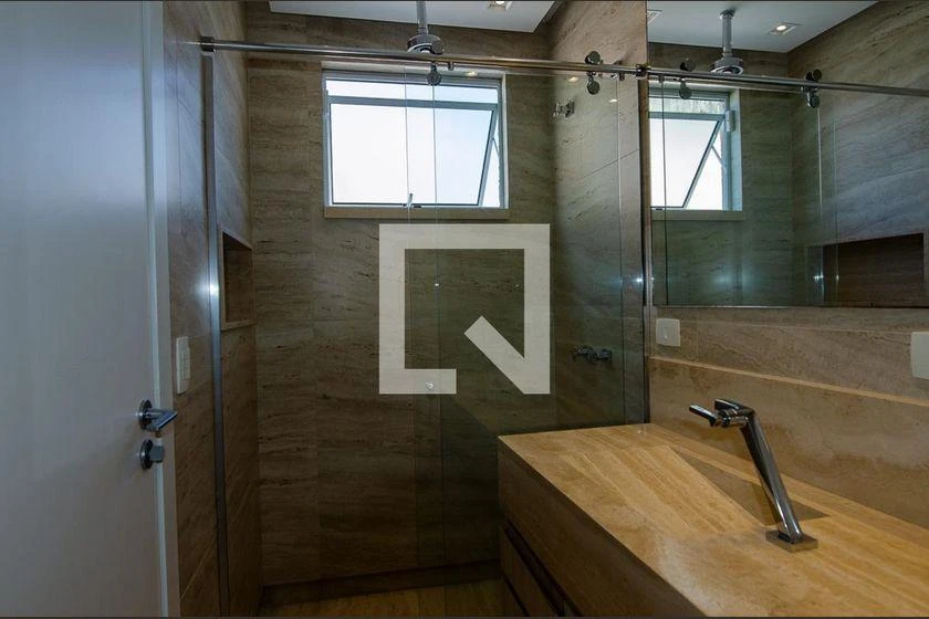 Casa de 4 quartos com 234 m² e 6 banheiros — photo 26