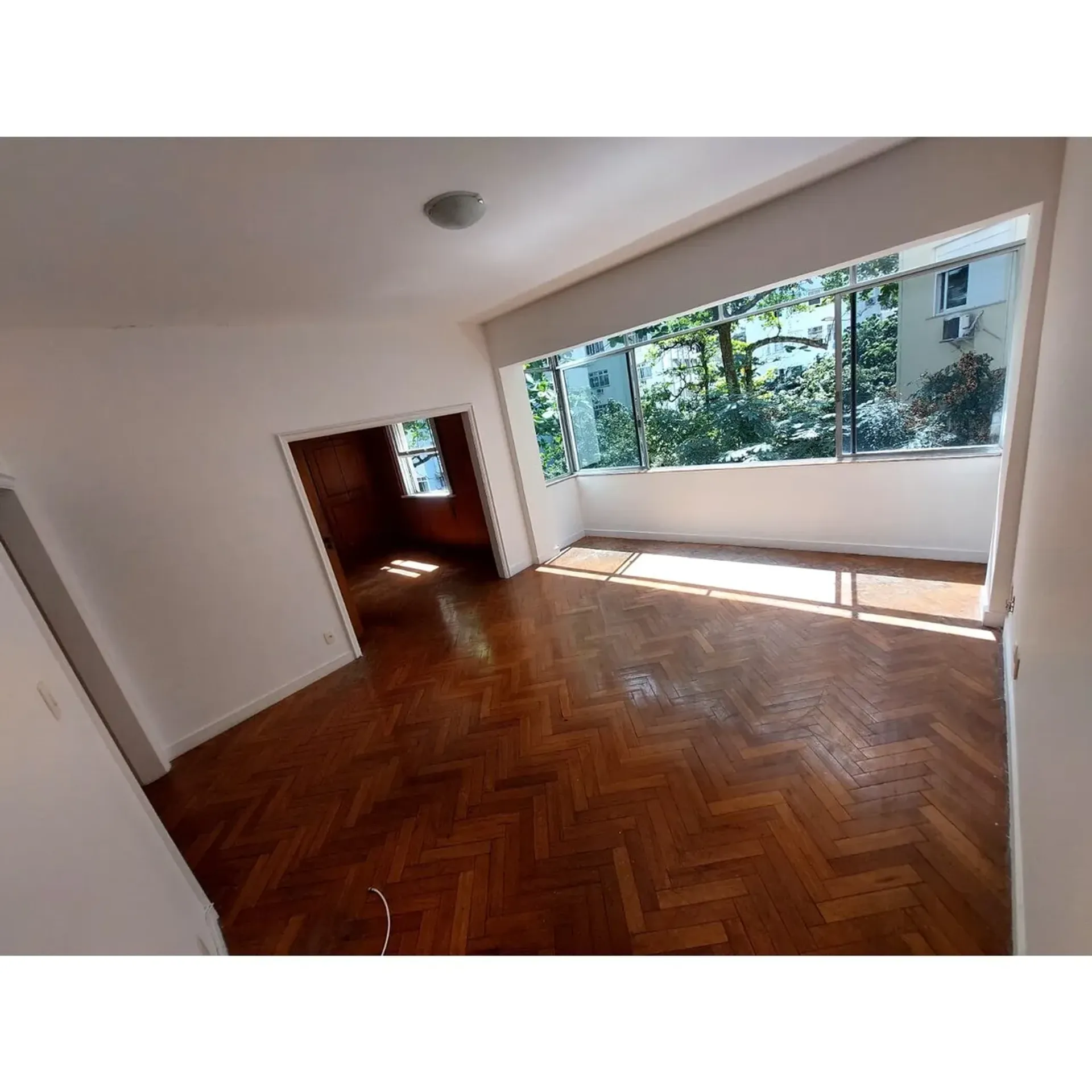 Home office in a 3-bedroom apartment, 132 m² — photo 13