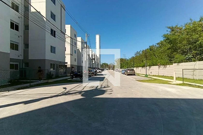 2-bedroom apartment in a building with a gym — photo 5