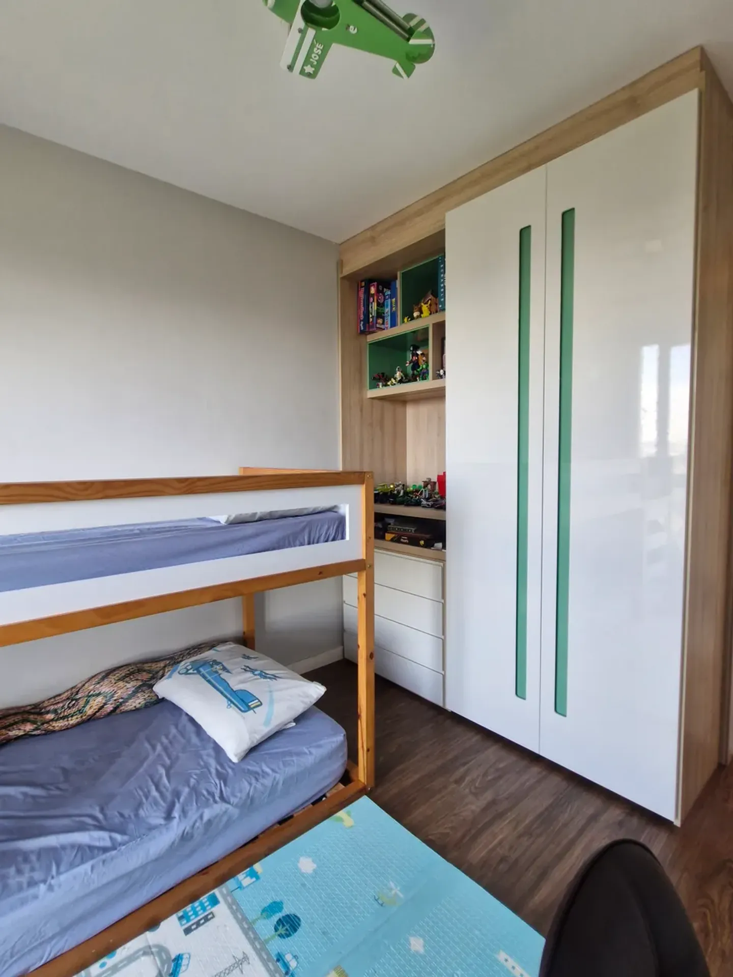 Furnished 4-bedroom apartment with 178 m² — photo 22