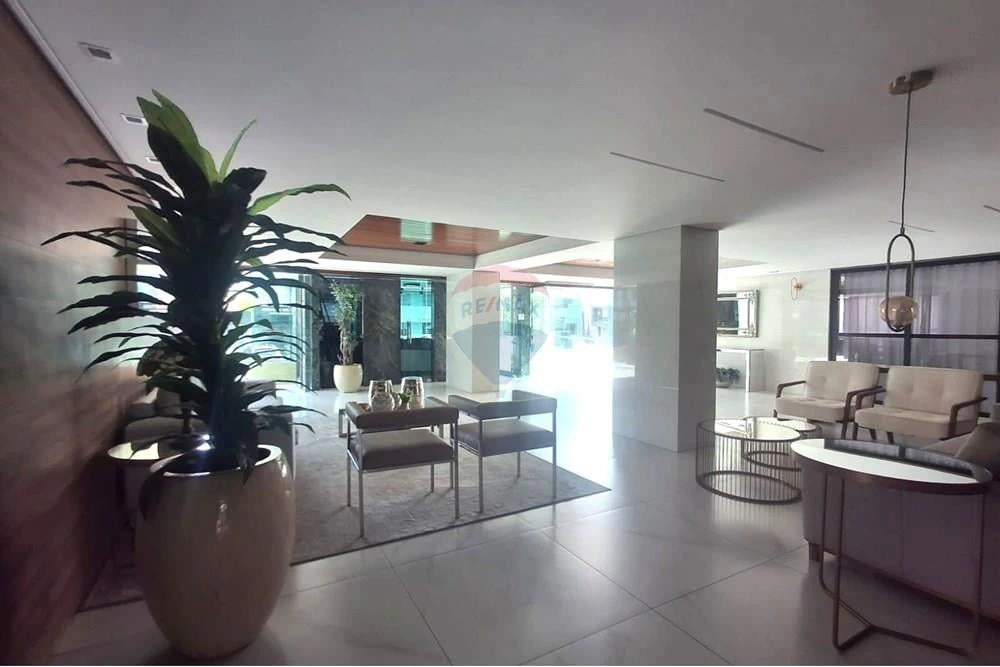 Private pool in a 3-bedroom apartment, 96 m² — photo 18