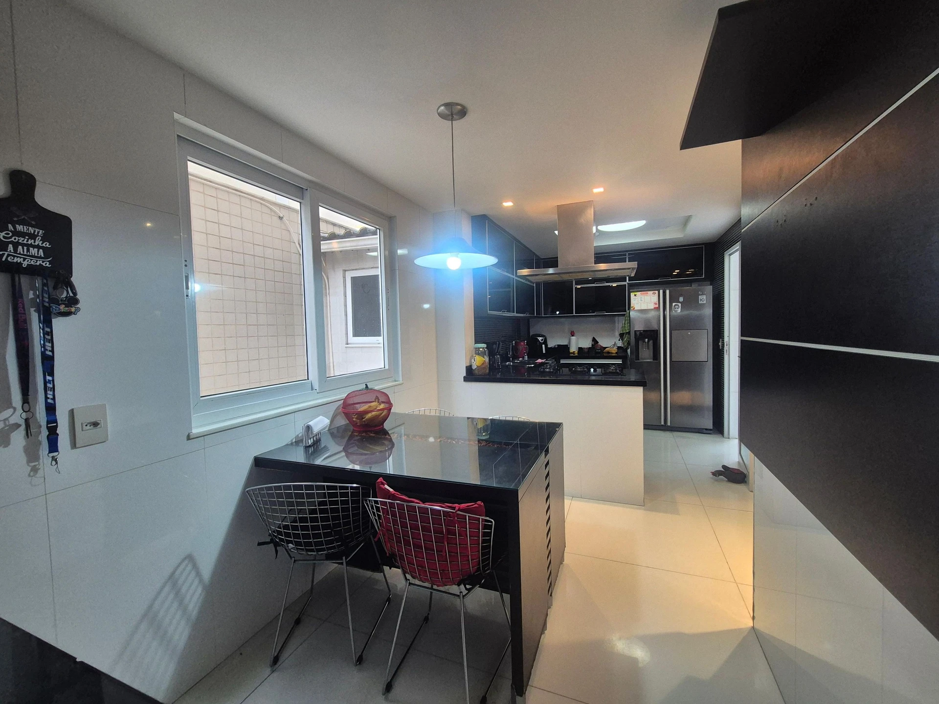Garden in a 5-bedroom house, 400 m² — photo 2