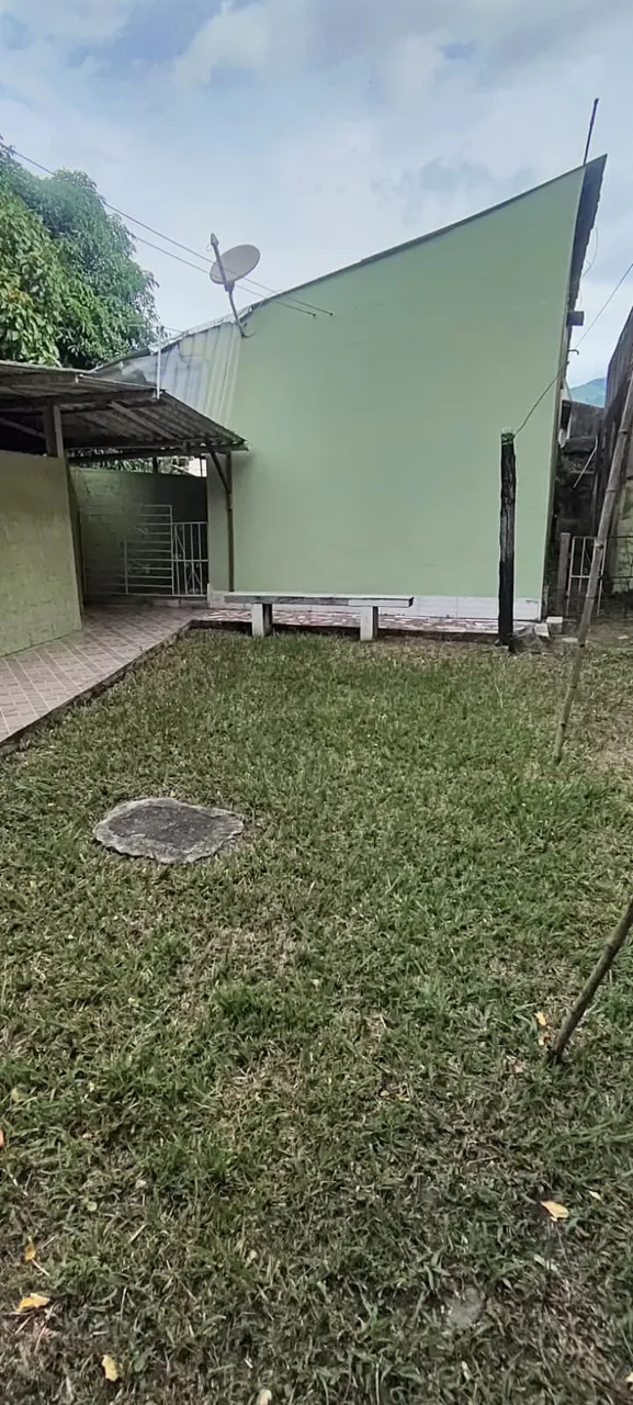 1-bedroom house with balcony and a glass shower enclosure — photo 13