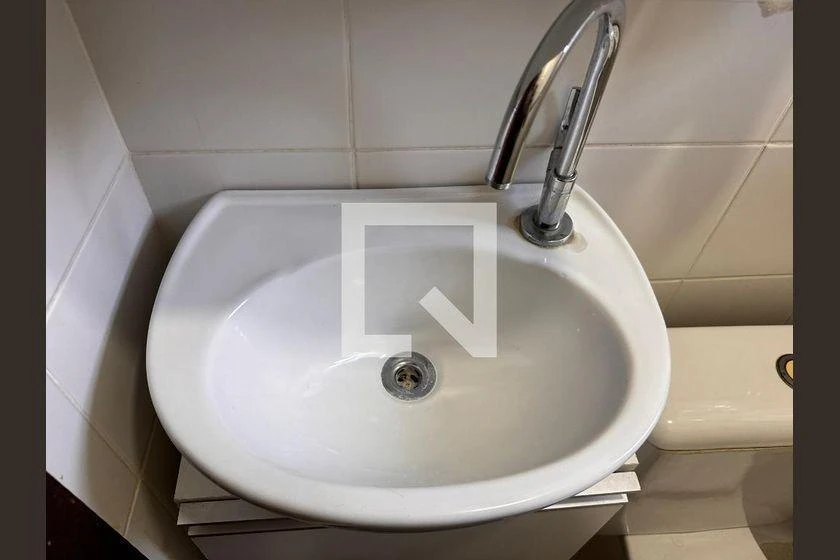Casa de 4 dormitorios y 3 baños, 490 m² en total — photo 36
