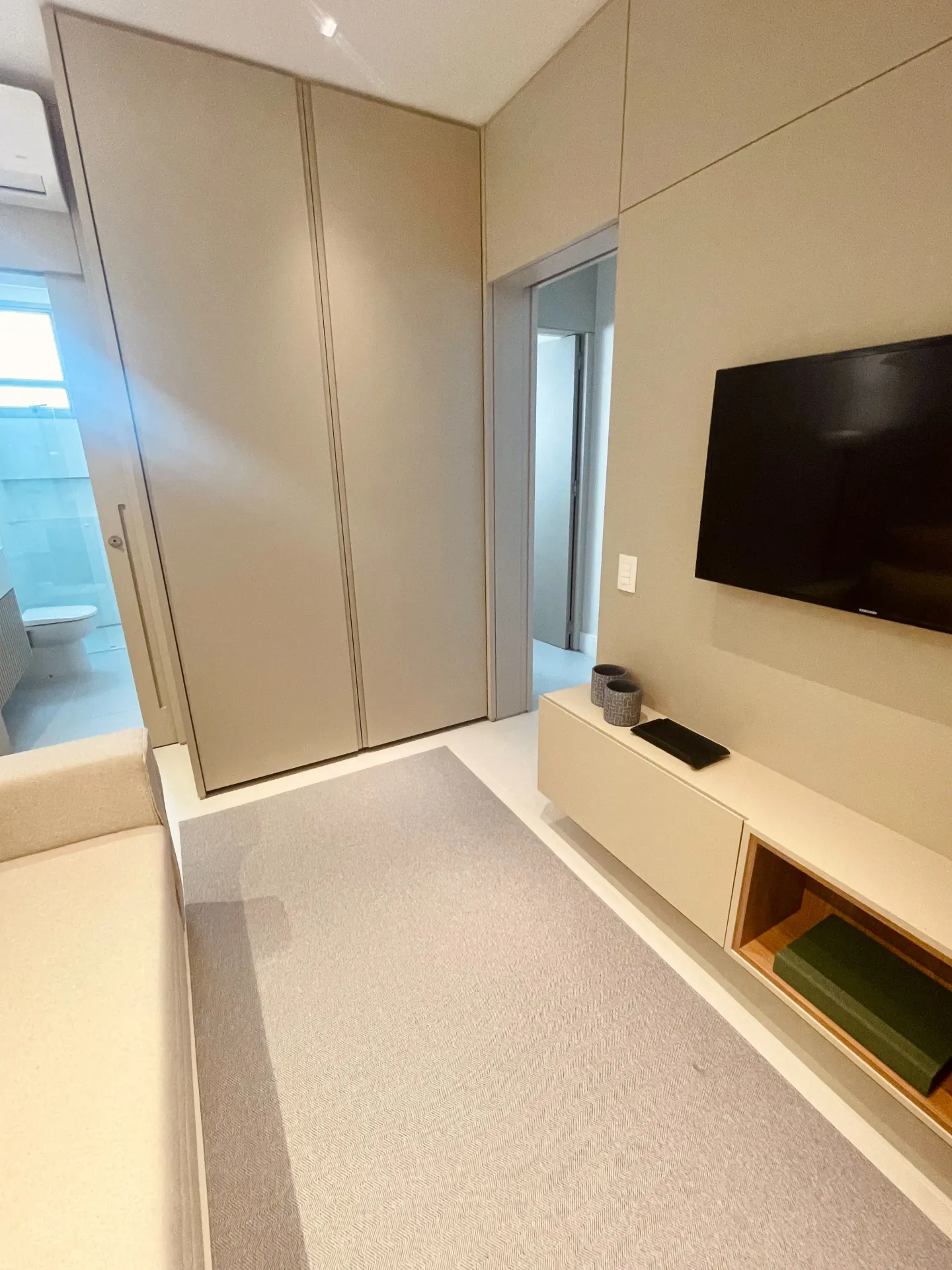 Apartamento amueblado con 3 suites y 130 m² — photo 41