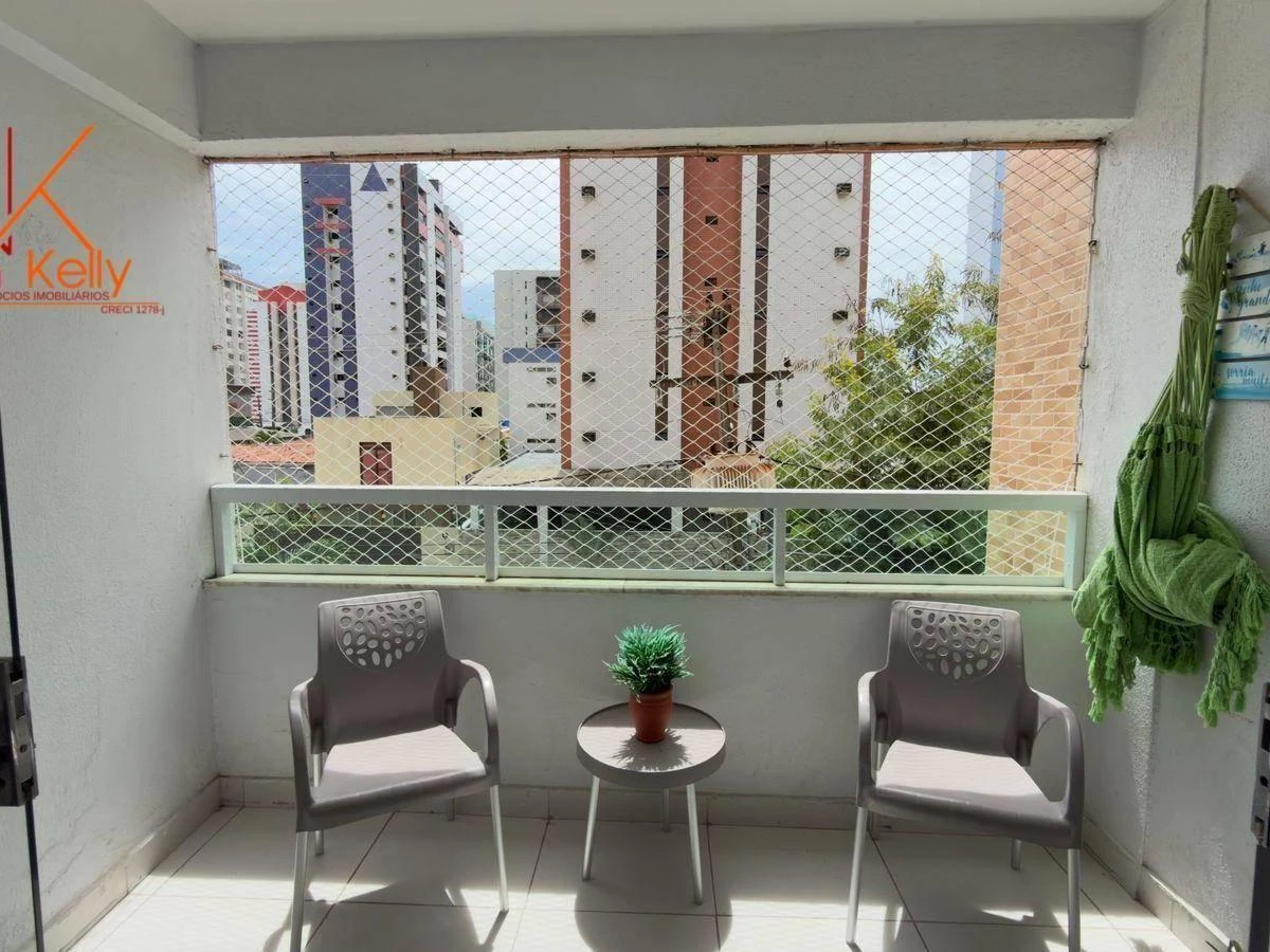 3-bedroom apartment with a washing machine in João Pessoa — photo 11