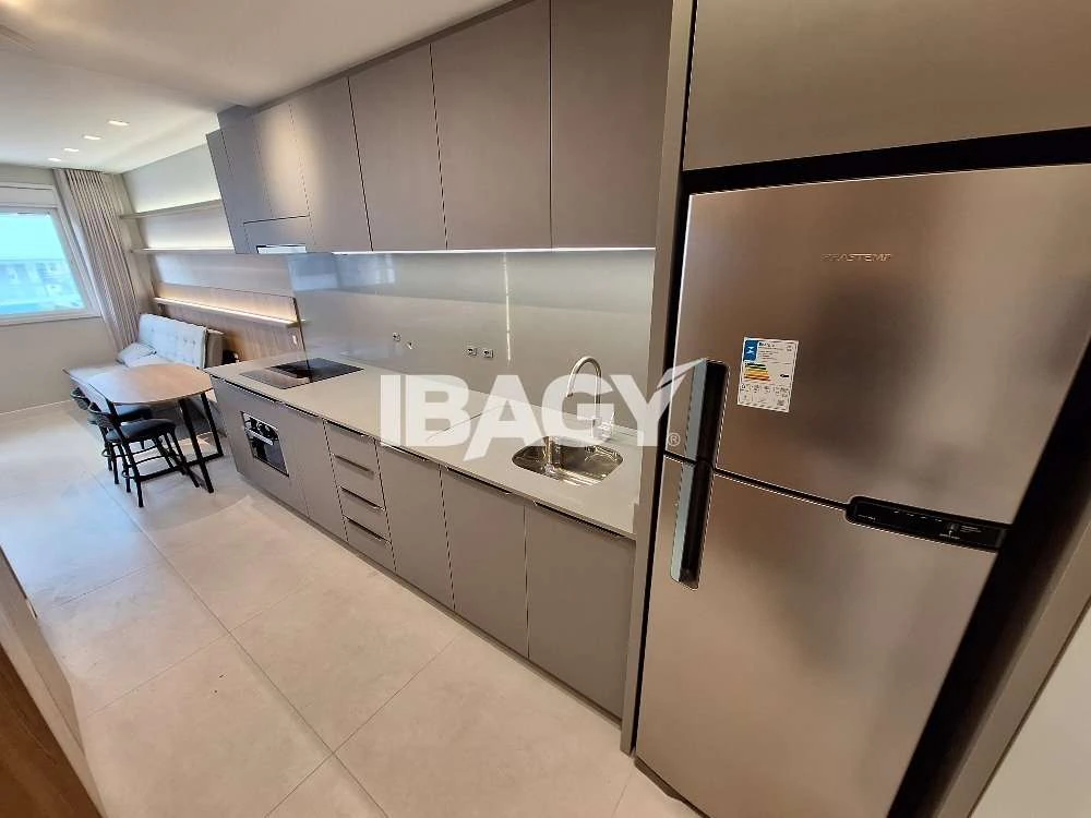 1-bedroom apartment with open-plan kitchen and 50 m² — photo 4