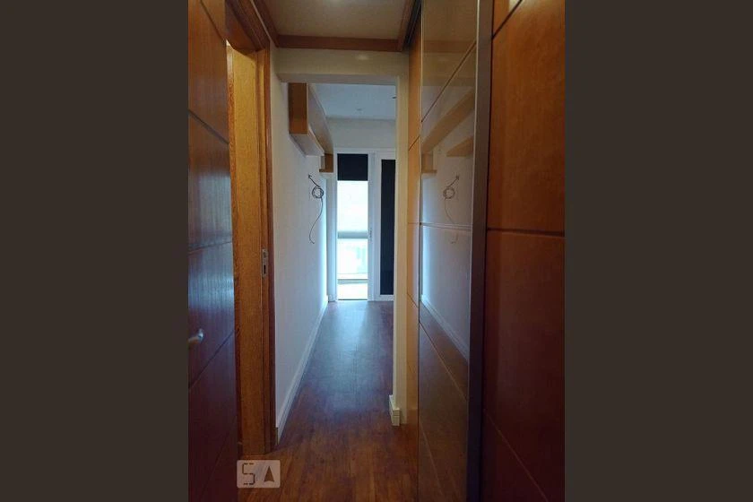 Apartamento de 4 quartos com janelas do piso ao teto — photo 118