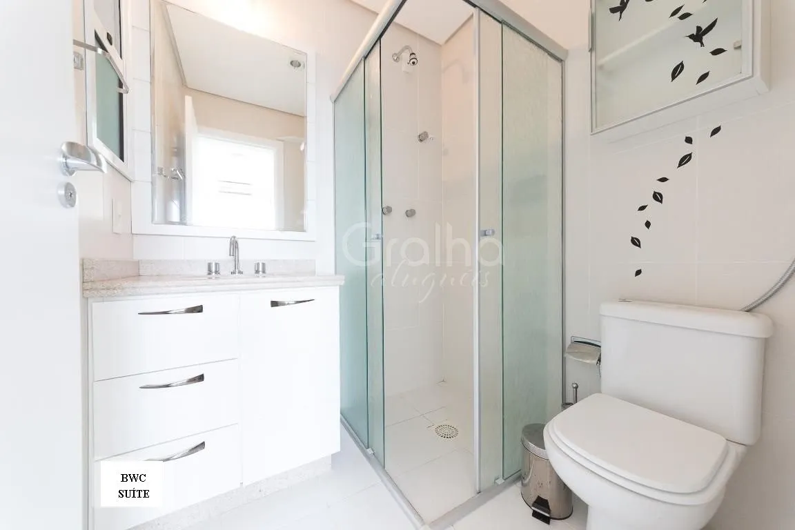 Furnished 99 m² apartment with 2 bedrooms and an en-suite — photo 14