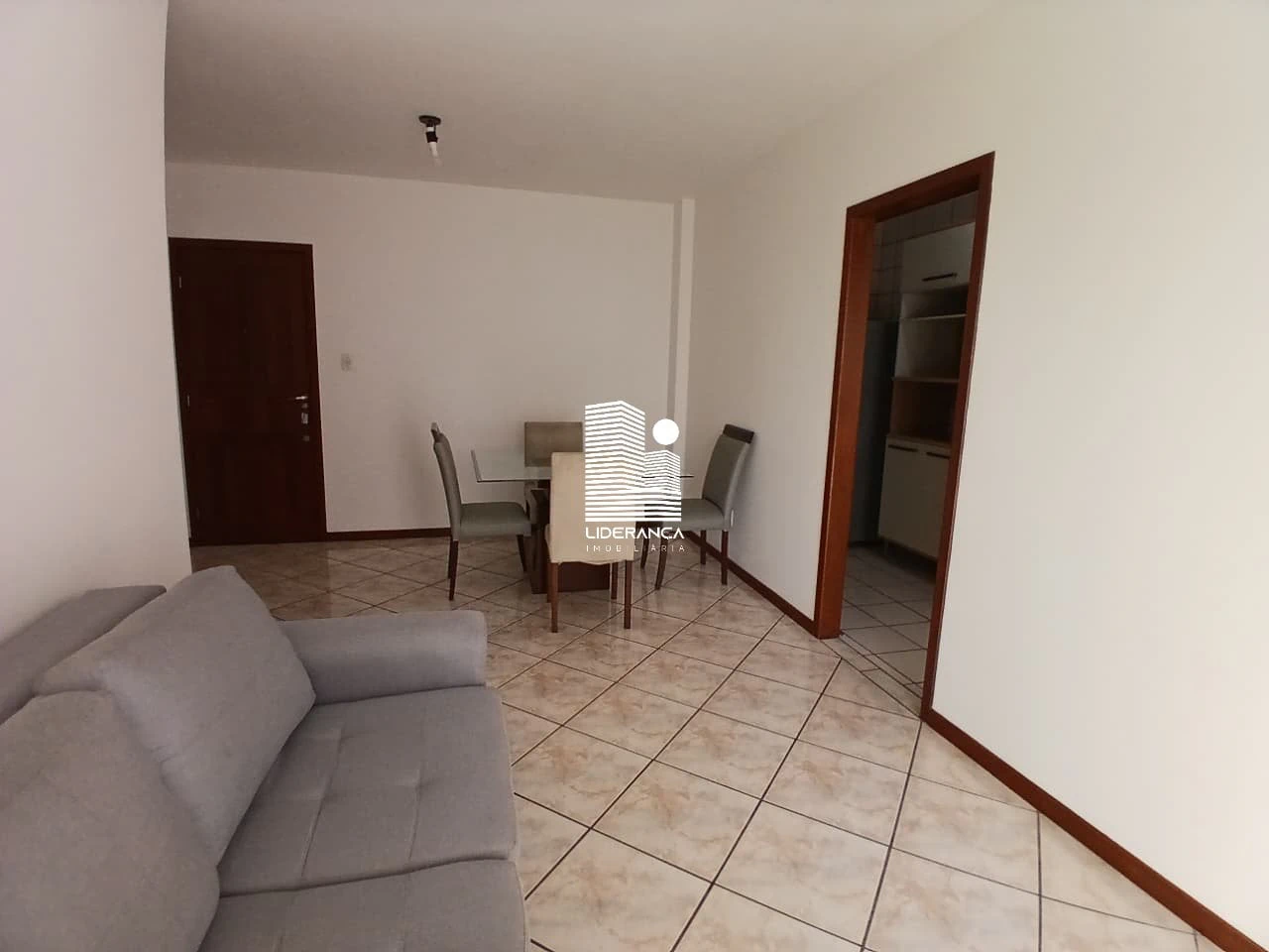 Apartamento de 2 dormitorios con balcón y parrilla privada — photo 3
