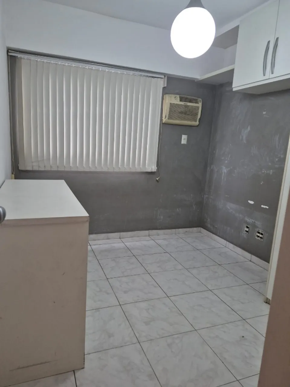 2-bedroom apartment in a building with a gym — photo 7