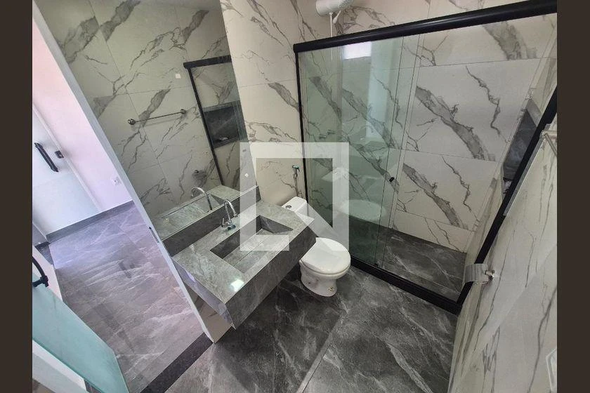 House, 400 m², with a washing machine — photo 40
