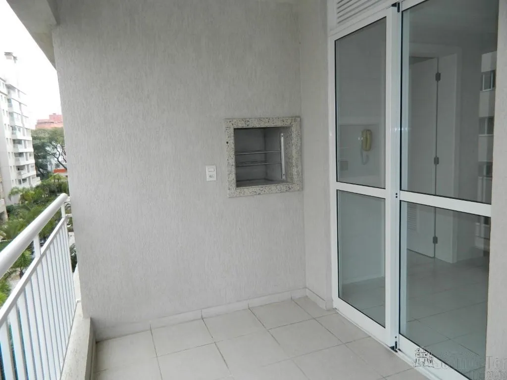 Балкон з грилем та 2 спальні: квартира 70 м² — photo 48