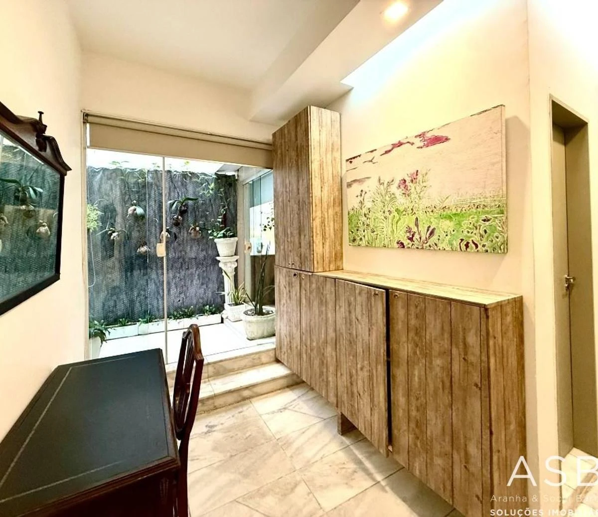 Furnished apartment with 2 en-suite bedrooms — photo 8