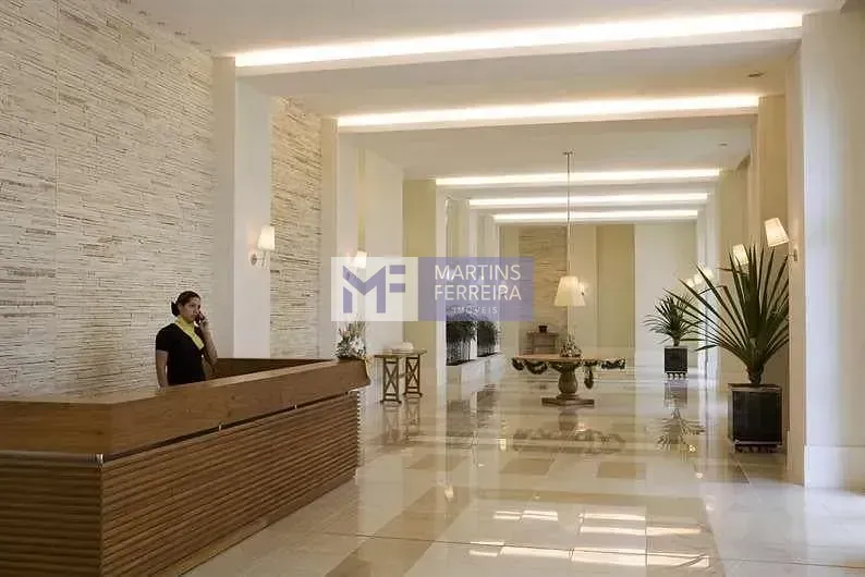 Furnished apartment with 3 bedrooms and an enclosed balcony — photo 19