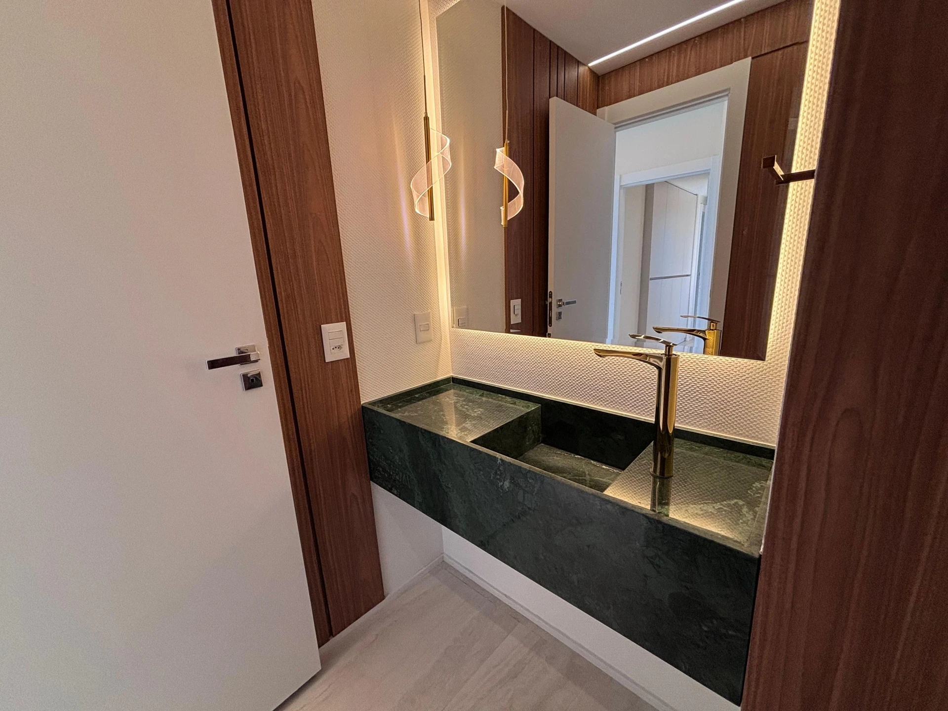 Apartamento com 4 suítes e varanda, 3 vagas — photo 86