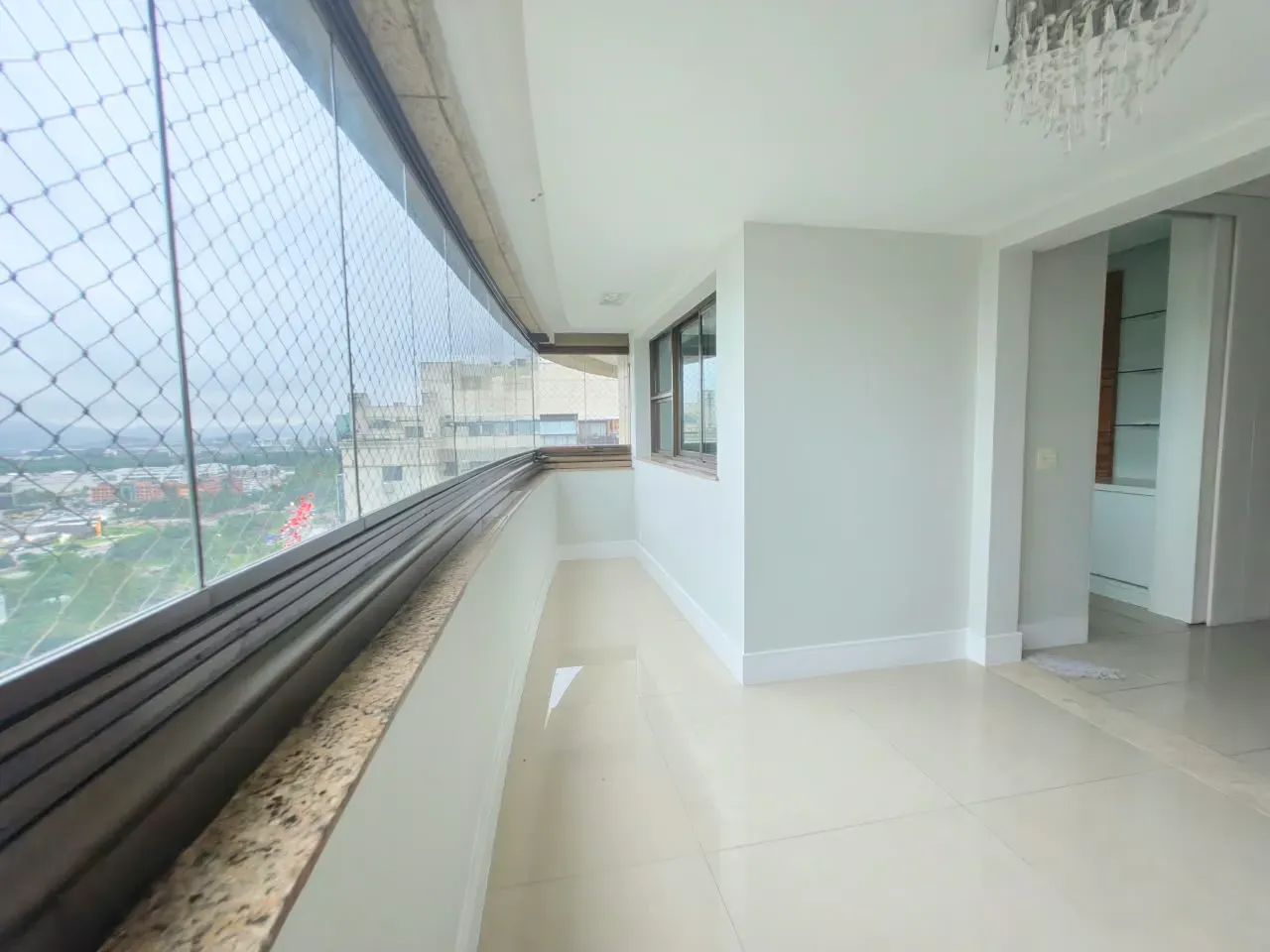 240 m² apartment with a bathtub and a grill on the balcony — photo 19