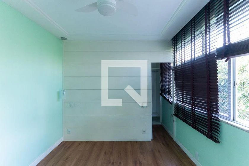 Home office in a 2-bedroom apartment, 105 m² — photo 3