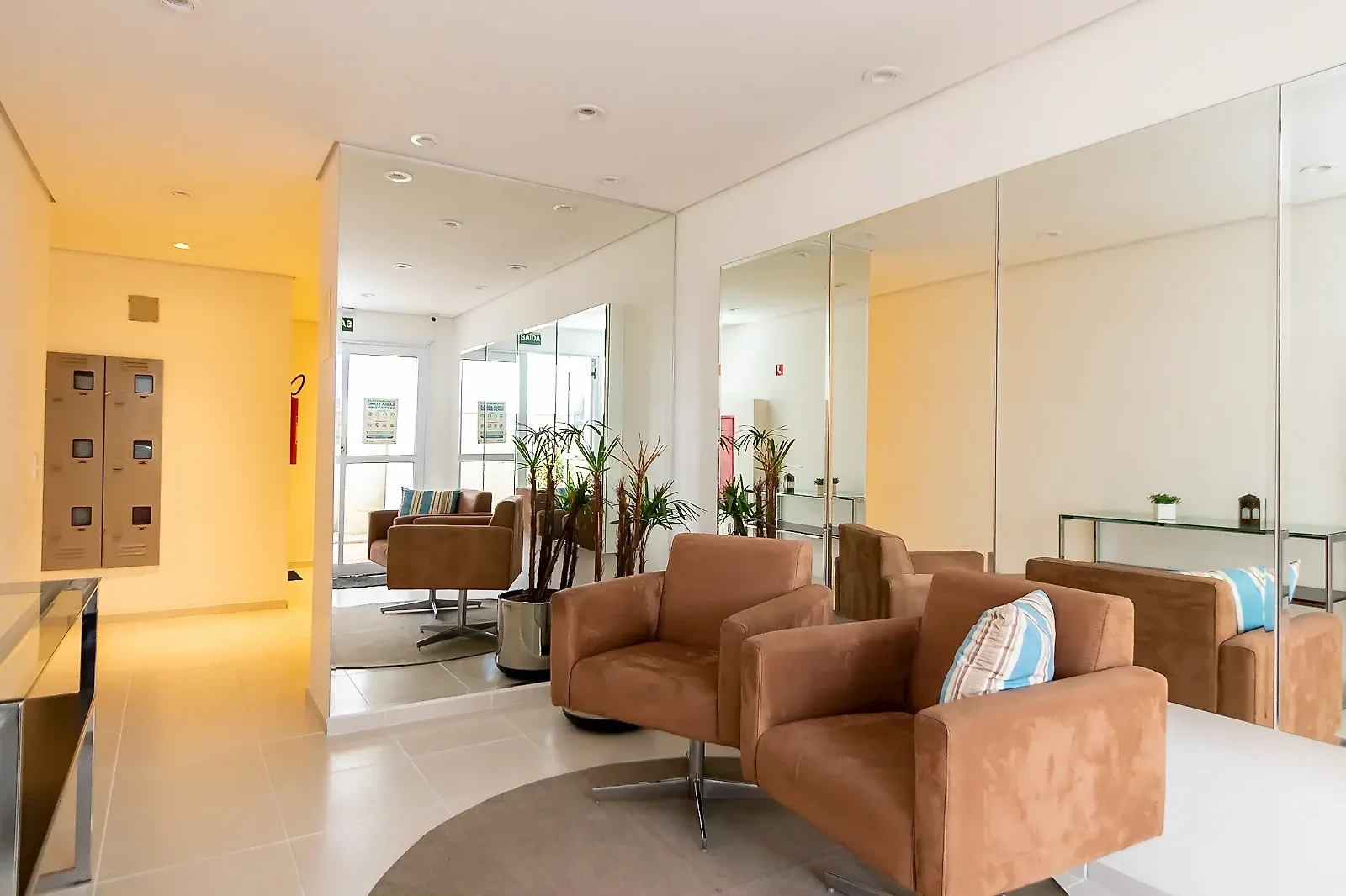 2-bedroom 63 m² apartment with a glass balcony — photo 86