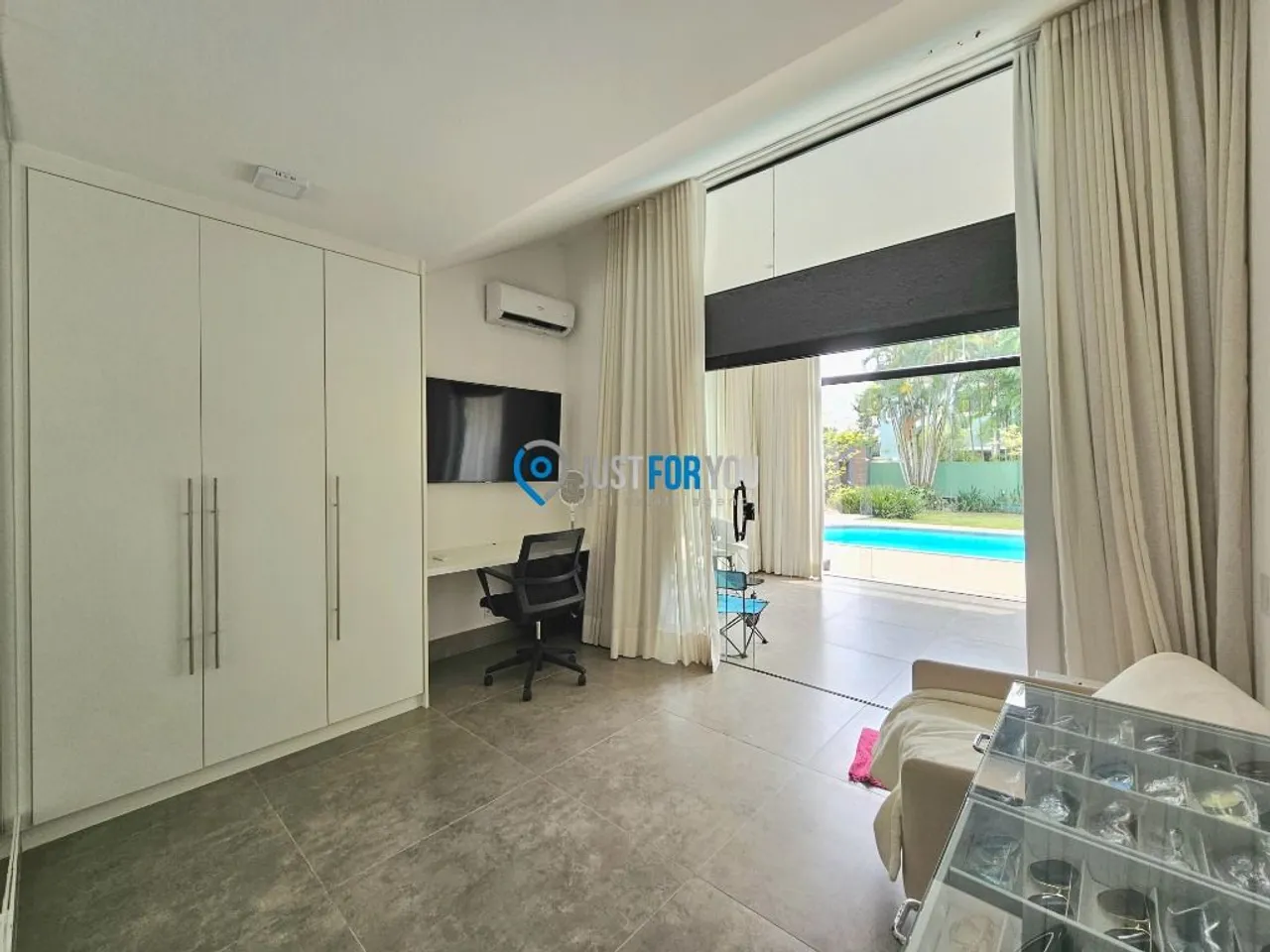 House with 5 bedrooms and a gas stove, 580 m² — photo 4