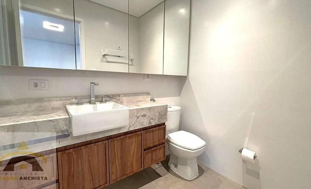 2-bedroom apartment with a washing machine in Curitiba — photo 18