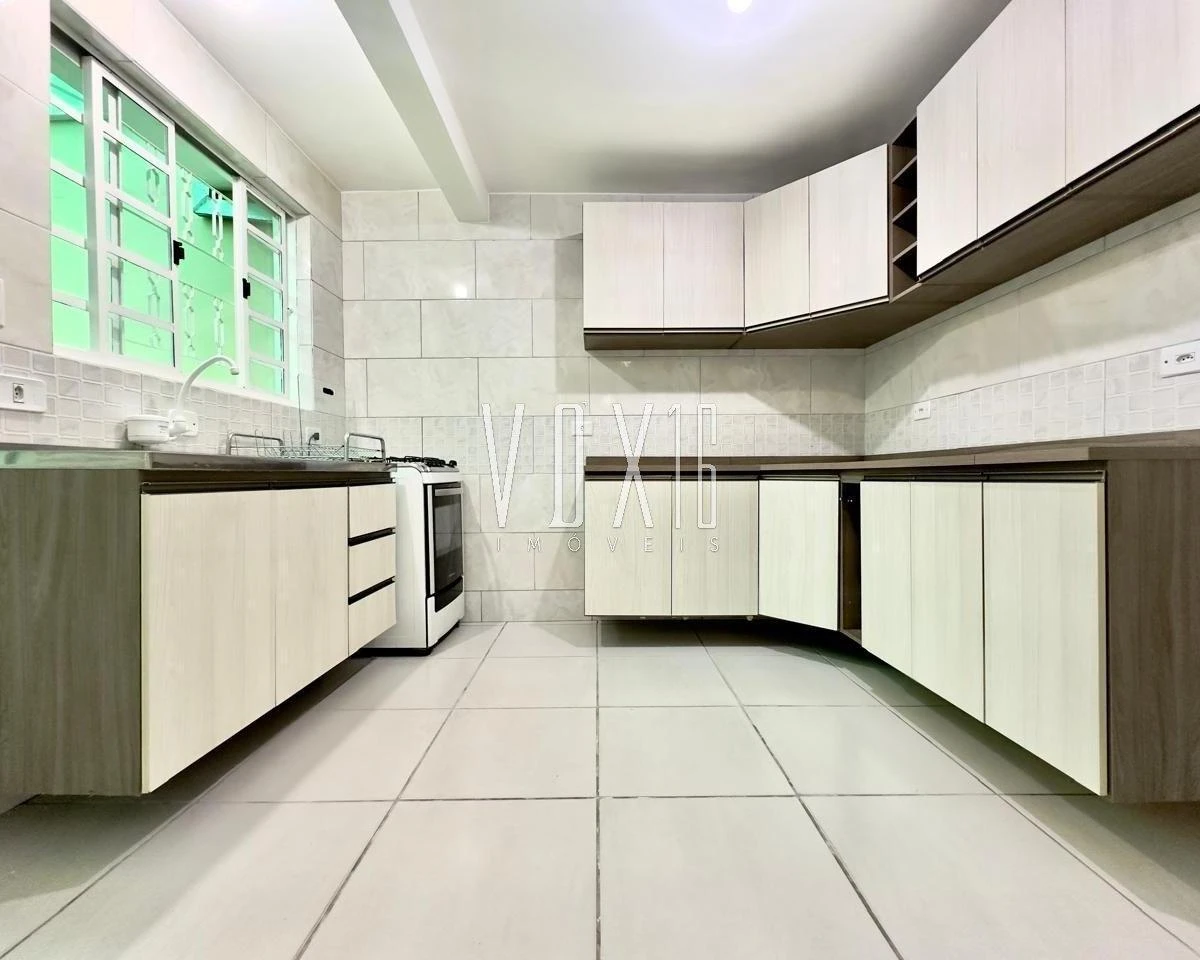 Casa de 2 dormitorios, 1 con baño propio, 52 m², Curitiba — photo 2