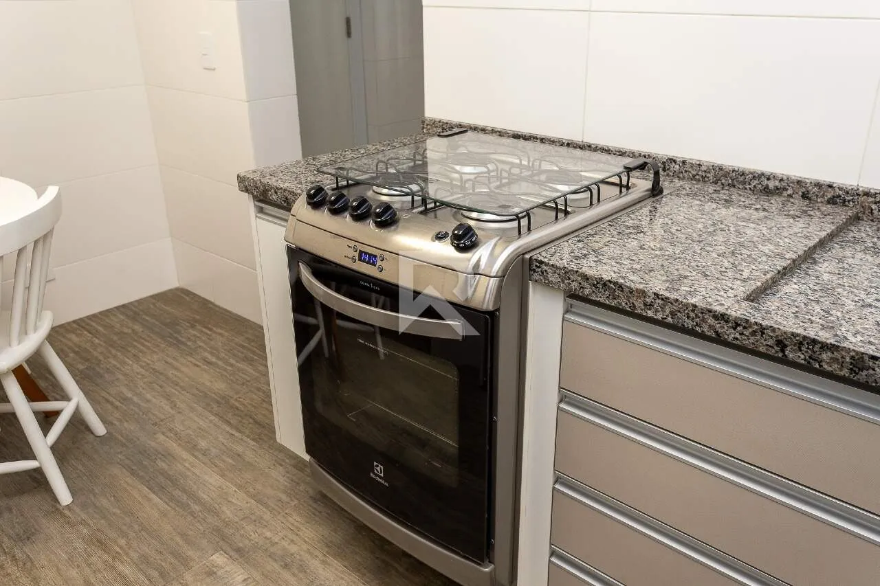 3-bedroom apartment with 140 m² and 1 parking spot — photo 42
