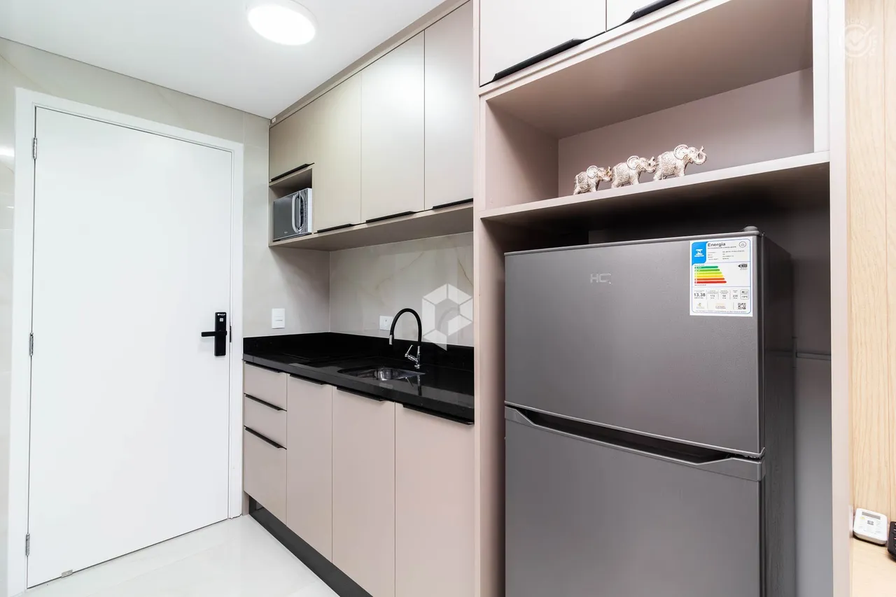 Furnished 1-bedroom apartment with balcony — photo 7