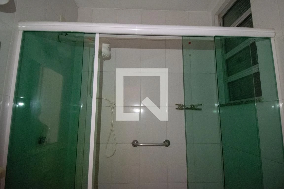 Monoambiente con piso de madera o laminado en Rio de Janeiro — photo 15